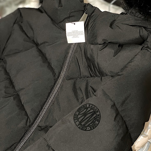 DKNY Hooded Puffer Jacket faux fur Size M Black. - Picture 8 of 16